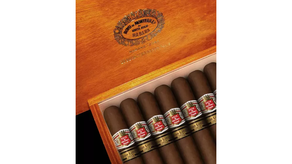 HOYO DE MONTERREY MONTERREYES No.4