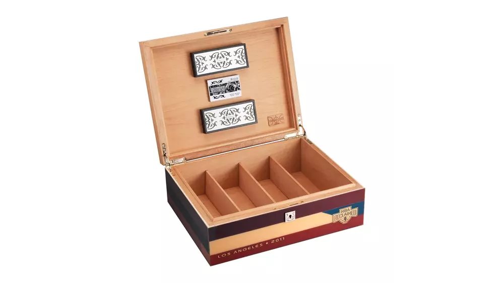 humidor SIGLO NBA 2011 All-Star game in Los Angeles LE150, 200 cig