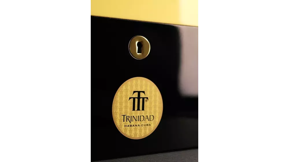 умидор TRINIDAD yellow and black 50 cig