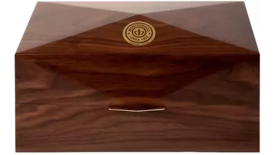 умидор Montecristo Linea 1935 brown 60 cig